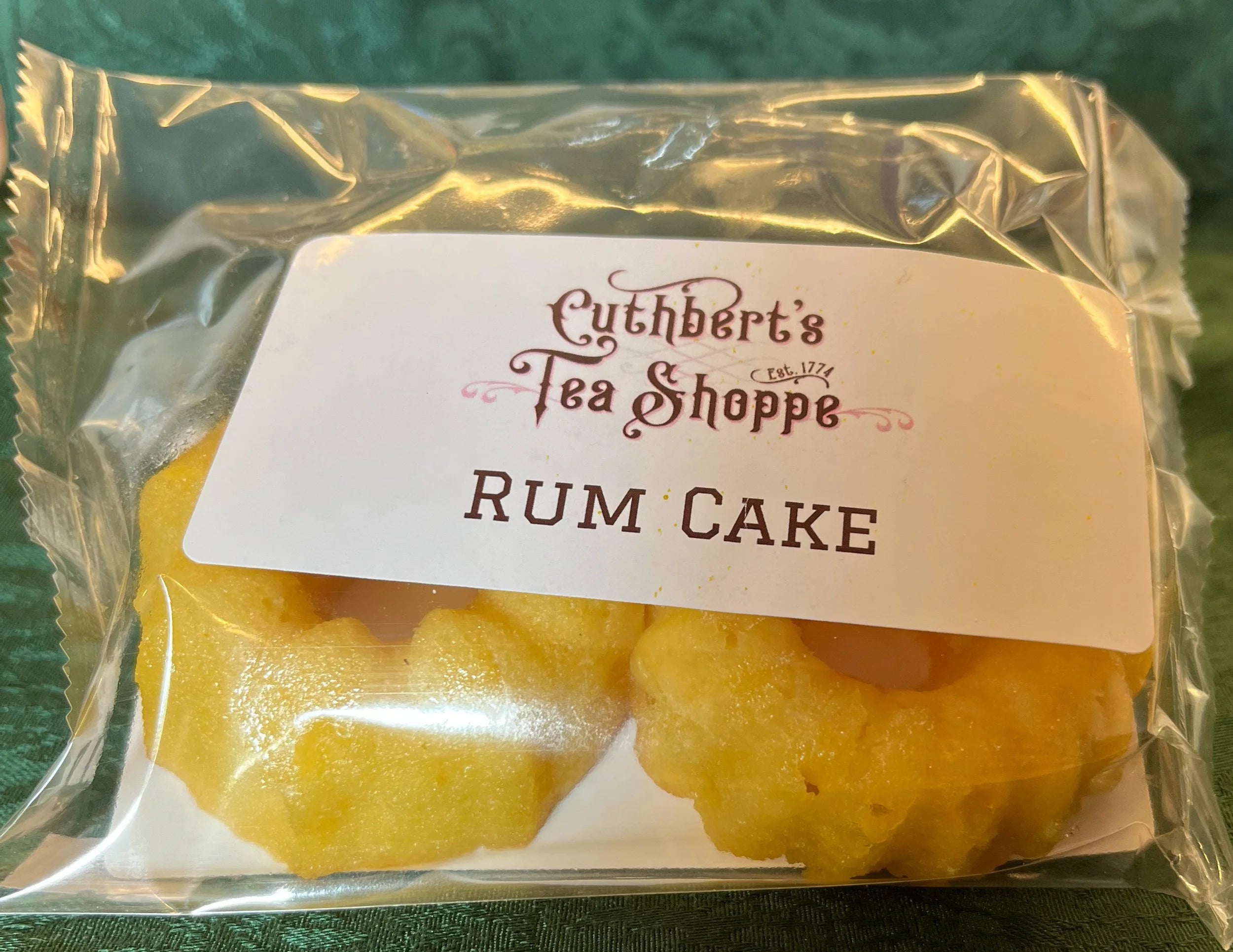 Rum Cake - Medium